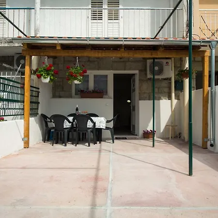 Cozy Coastal Gama ספליט