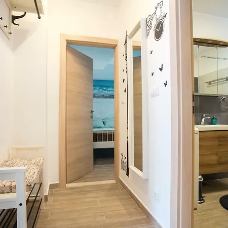 Апартаменты Cozy Coastal Gama